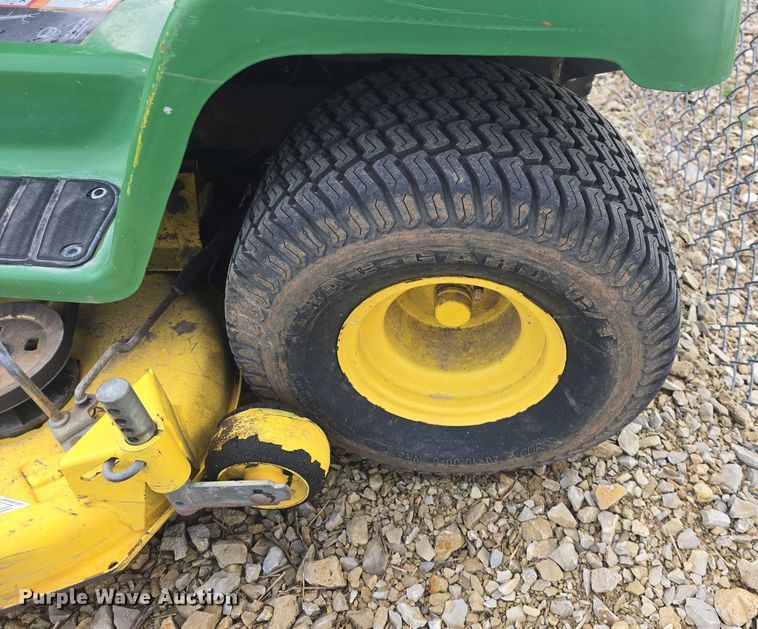 image for item EK5298 1993 John Deere LX188 lawn mower