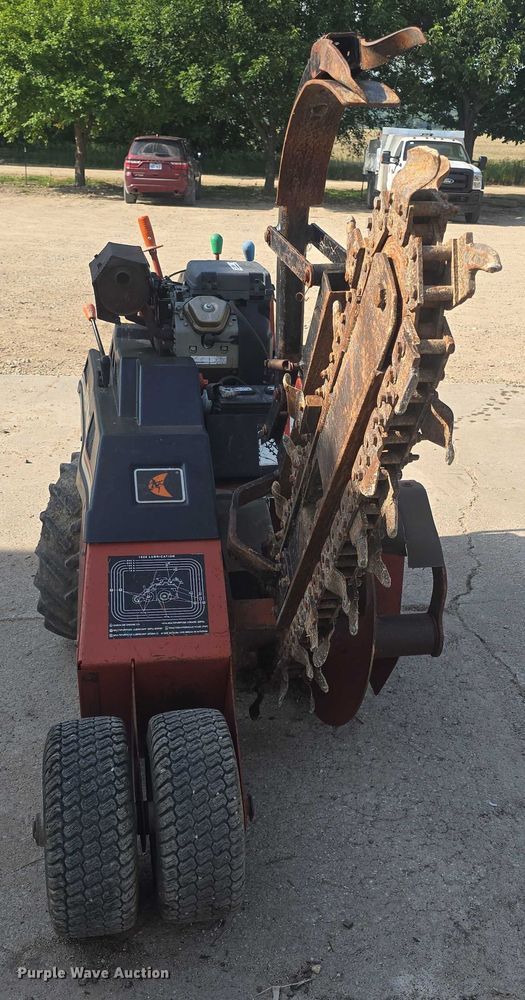 image for item EK5319 2008 Ditch Witch 1820 trencher