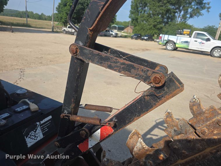 image for item EK5319 2008 Ditch Witch 1820 trencher