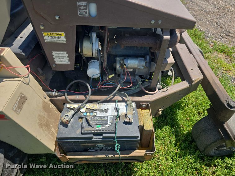 2002 Grasshopper 721D ZTR lawn mower in Leonardville, KS | Item