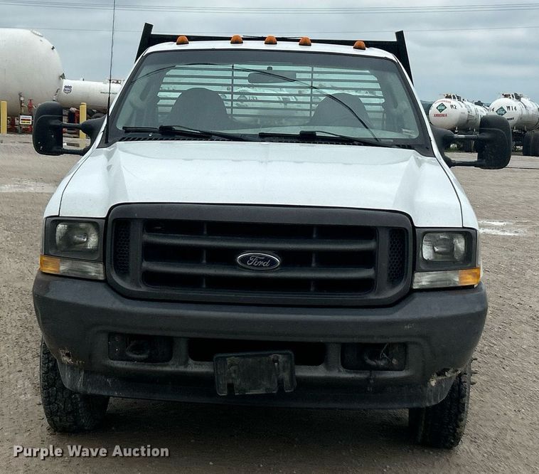 image for item EK8077 2003 Ford F350 Super Duty XL flatbed pickup truck