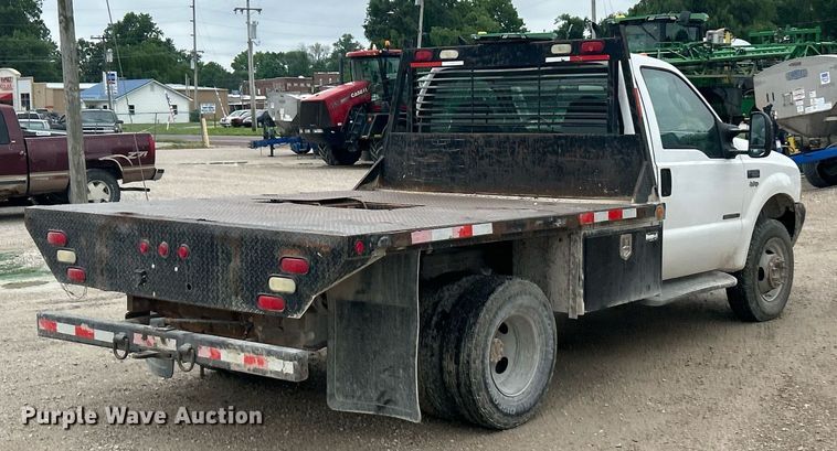 image for item EK8077 2003 Ford F350 Super Duty XL flatbed pickup truck