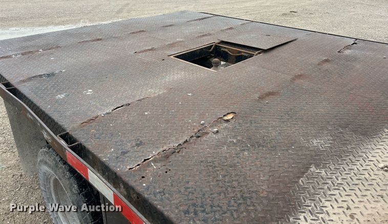 image for item EK8077 2003 Ford F350 Super Duty XL flatbed pickup truck