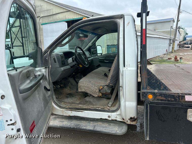 image for item EK8077 2003 Ford F350 Super Duty XL flatbed pickup truck