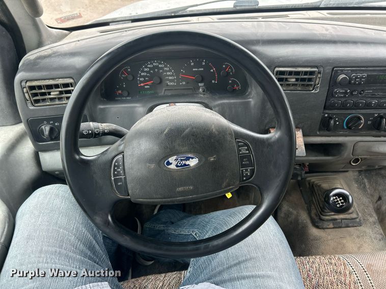 image for item EK8077 2003 Ford F350 Super Duty XL flatbed pickup truck