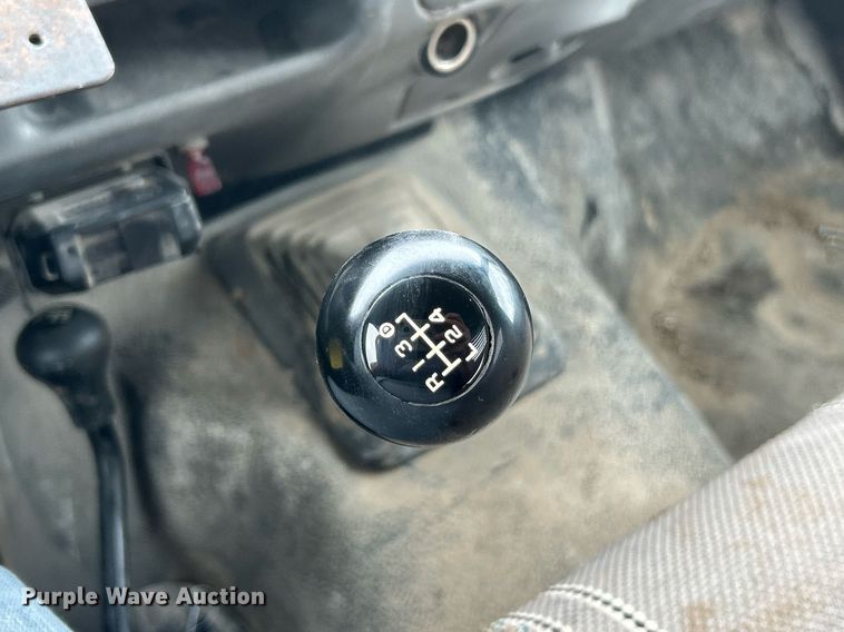 image for item EK8077 2003 Ford F350 Super Duty XL flatbed pickup truck