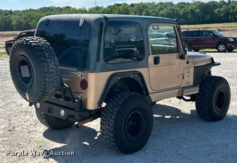 image for item EK8150 1999 Jeep Wrangler SUV