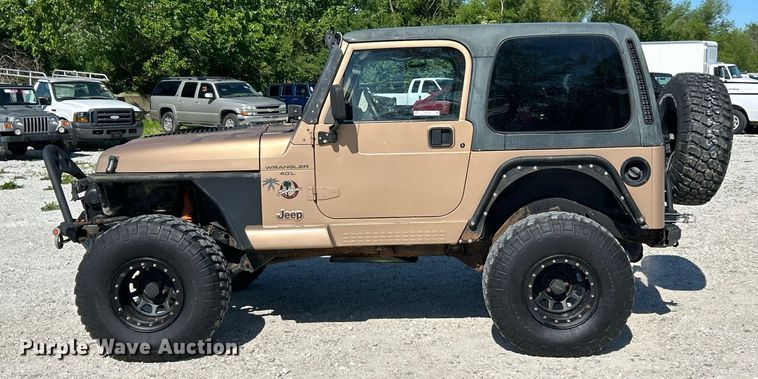 image for item EK8150 1999 Jeep Wrangler SUV
