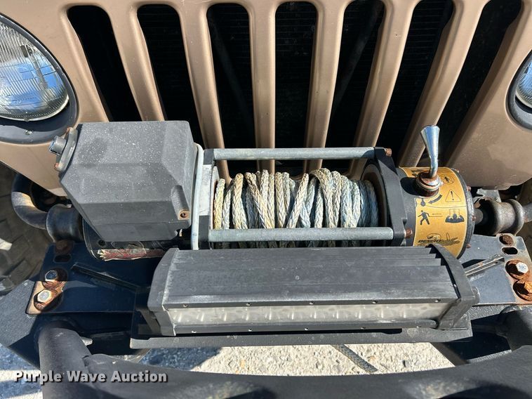 image for item EK8150 1999 Jeep Wrangler SUV