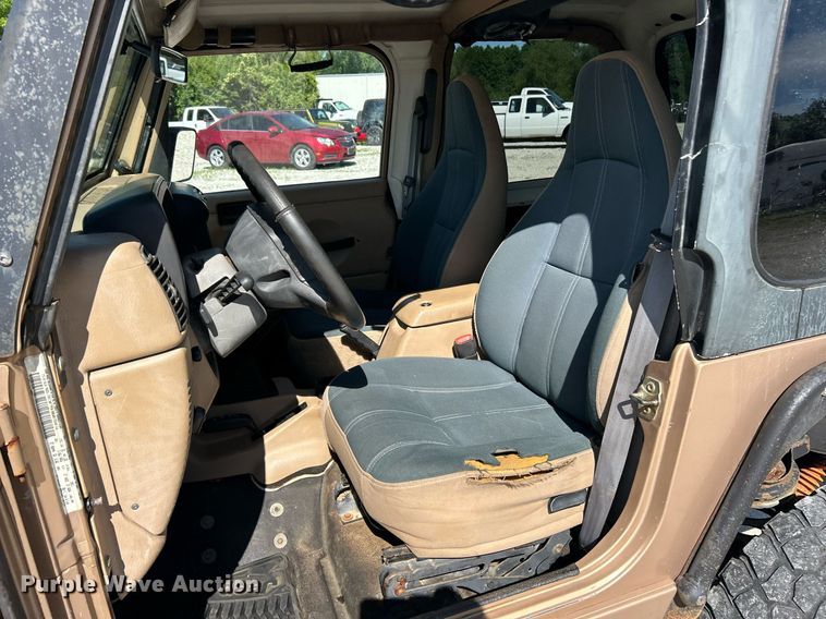 image for item EK8150 1999 Jeep Wrangler SUV