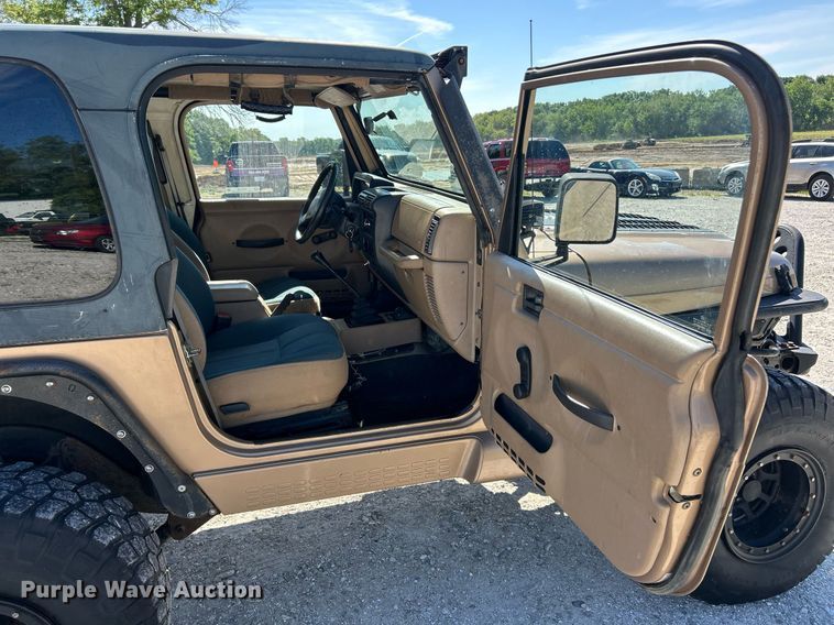 image for item EK8150 1999 Jeep Wrangler SUV