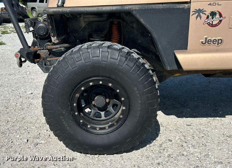 image for item EK8150 1999 Jeep Wrangler SUV