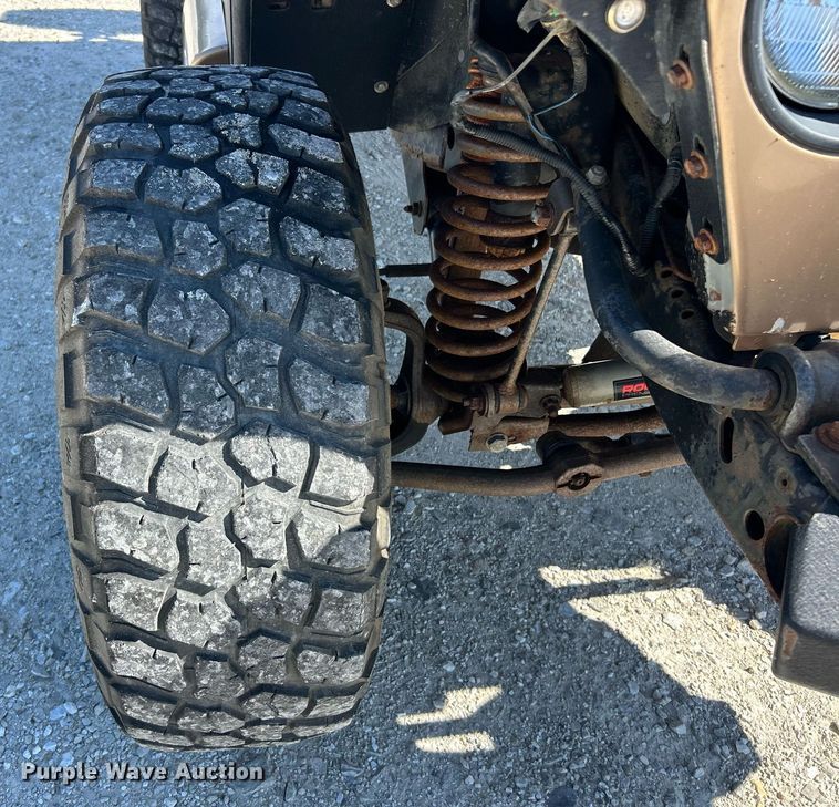 image for item EK8150 1999 Jeep Wrangler SUV