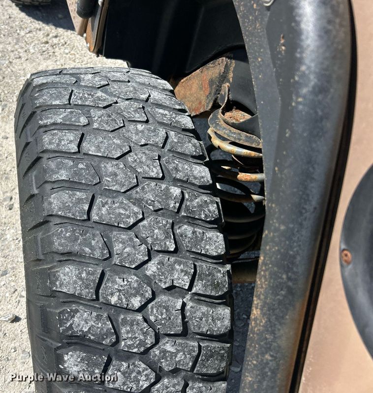 image for item EK8150 1999 Jeep Wrangler SUV