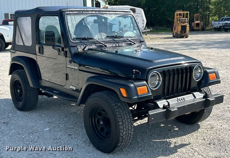 image for item EK8151 1998 Jeep Wrangler SUV