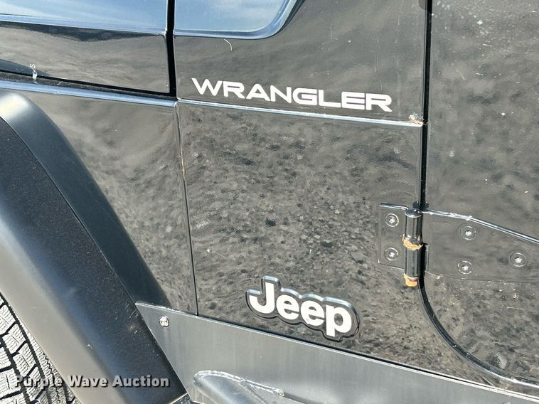 image for item EK8151 1998 Jeep Wrangler SUV