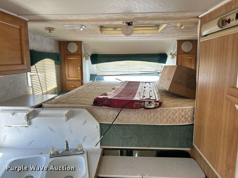 image for item EK8155 Lance Lite 845 pickup truck bed camper