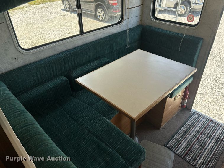 image for item EK8155 Lance Lite 845 pickup truck bed camper