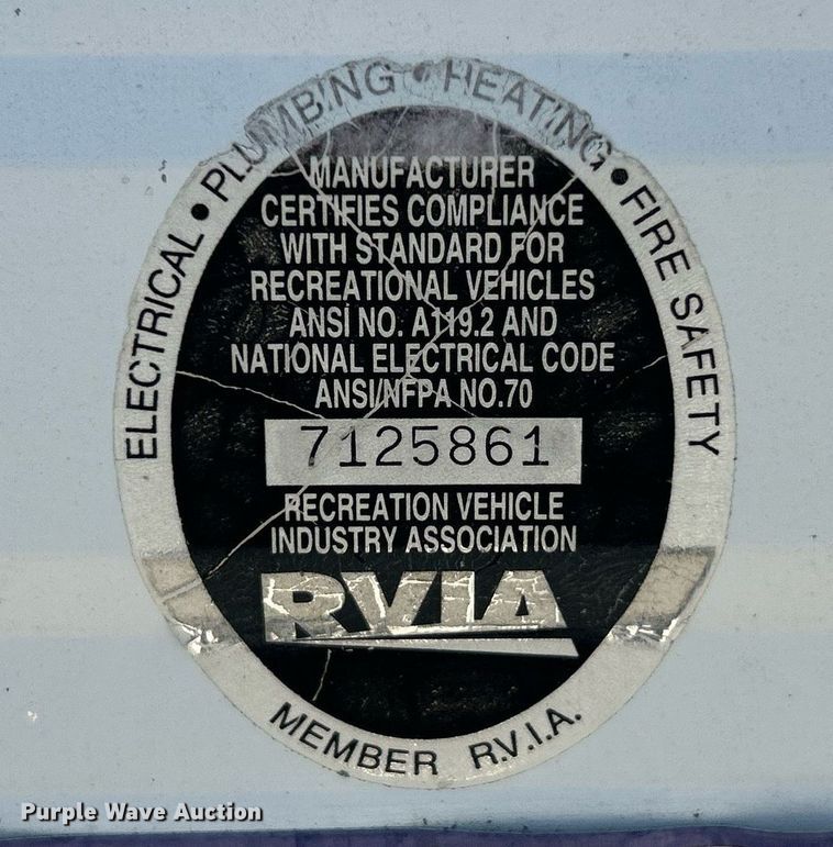 image for item EK8155 Lance Lite 845 pickup truck bed camper