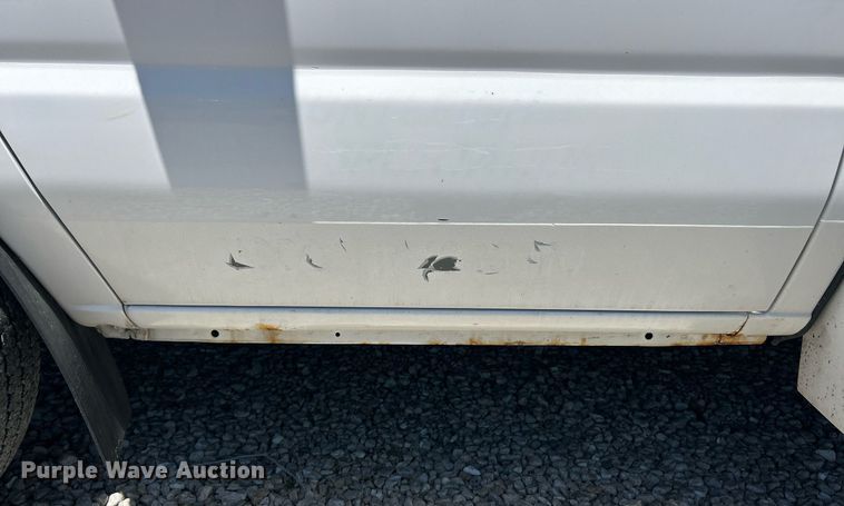 image for item EK8159 2017 Ford E450 Super Duty shuttle bus