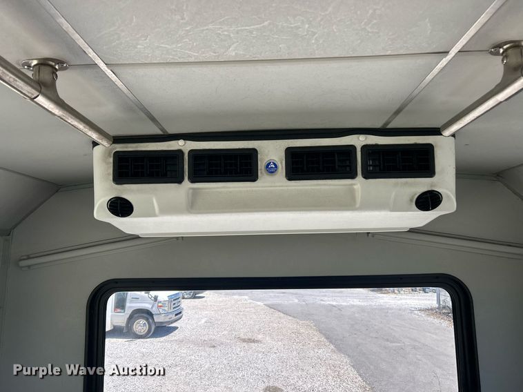 image for item EK8159 2017 Ford E450 Super Duty shuttle bus