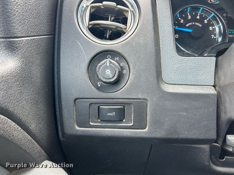 image for item EK8165 2014 Ford F150 XLT SuperCrew pickup truck