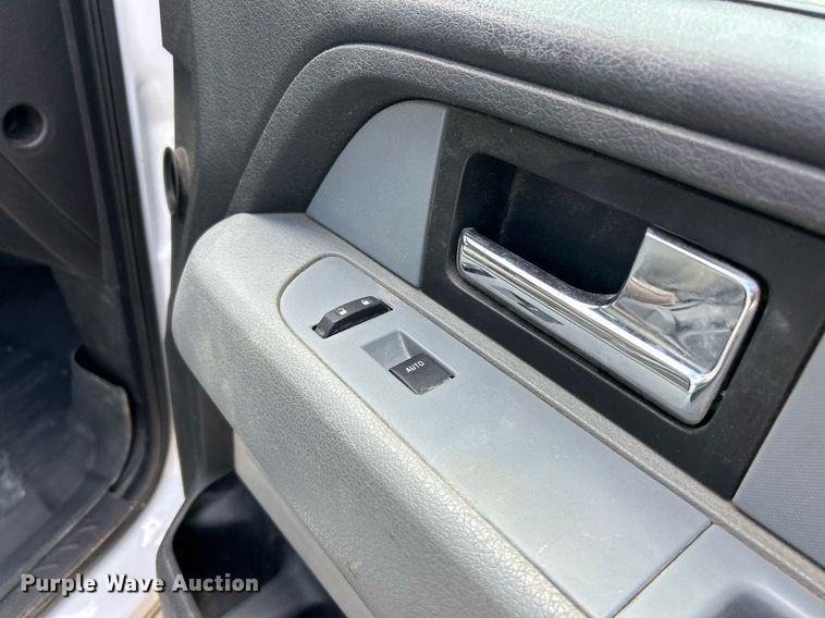 image for item EK8165 2014 Ford F150 XLT SuperCrew pickup truck