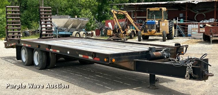 image for item EK8166 2007 Belshe DT255 equipment trailer