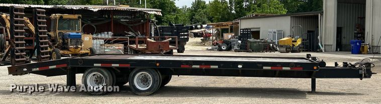 image for item EK8166 2007 Belshe DT255 equipment trailer