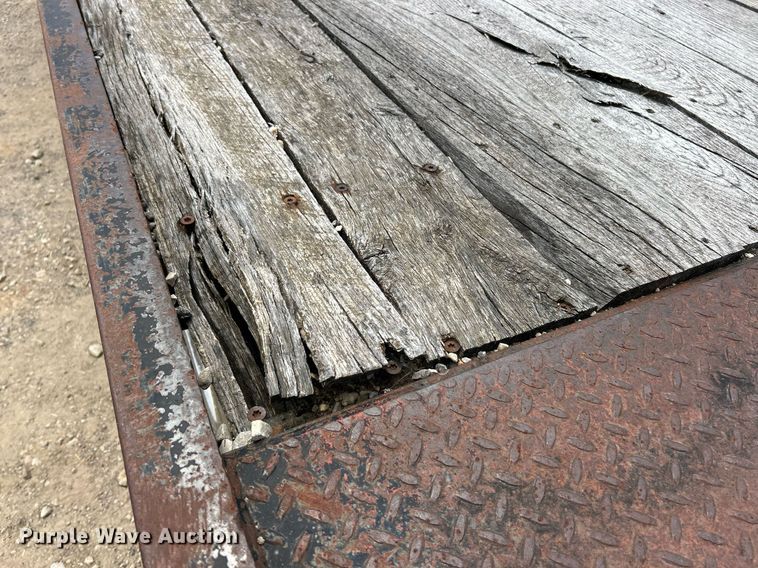 image for item EK8166 2007 Belshe DT255 equipment trailer