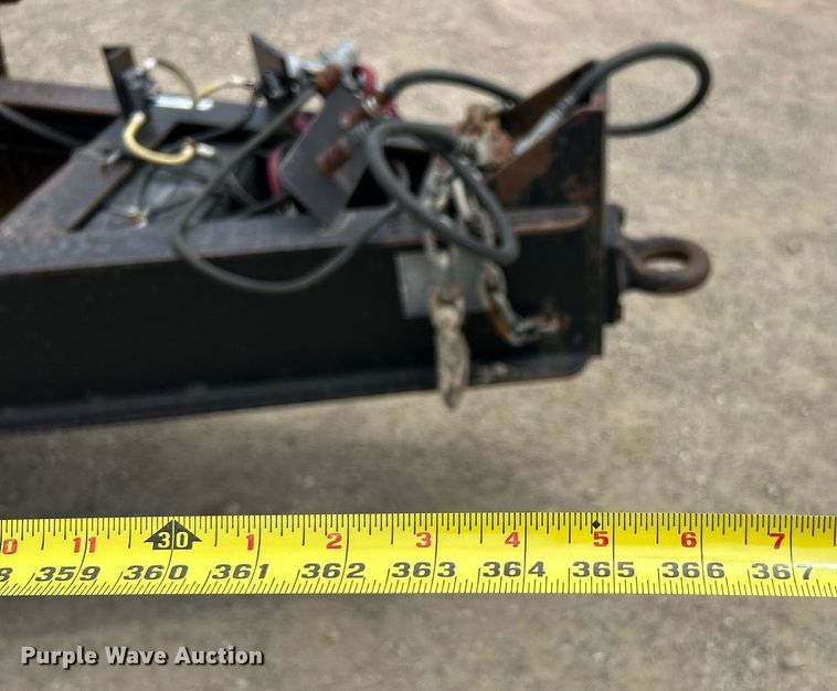 image for item EK8166 2007 Belshe DT255 equipment trailer