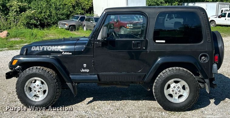 image for item EK8170 2001 Jeep Wrangler Daytona Edition SUV
