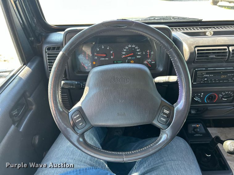 image for item EK8170 2001 Jeep Wrangler Daytona Edition SUV