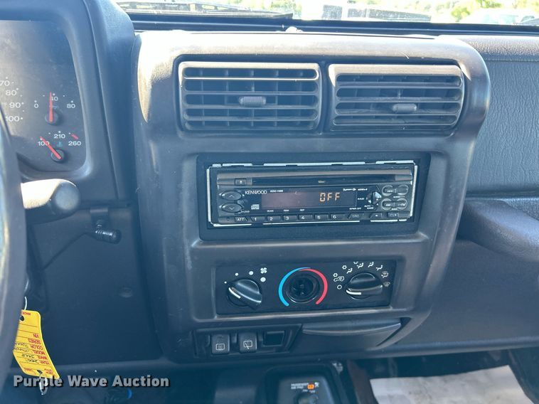 image for item EK8170 2001 Jeep Wrangler Daytona Edition SUV