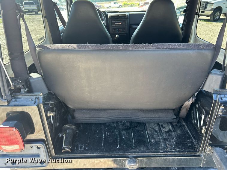 image for item EK8170 2001 Jeep Wrangler Daytona Edition SUV