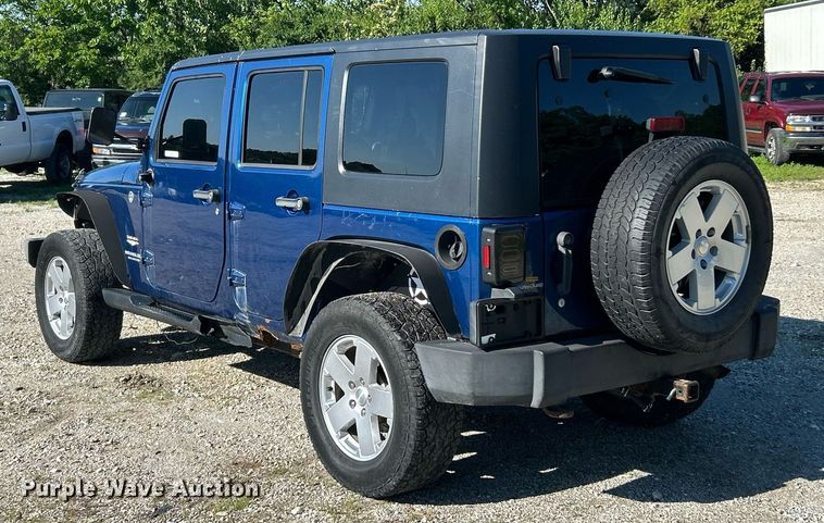 image for item EK8171 2010 Jeep Wrangler Sahara SUV