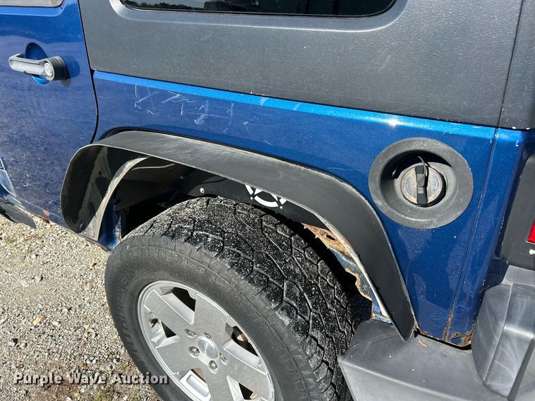 image for item EK8171 2010 Jeep Wrangler Sahara SUV