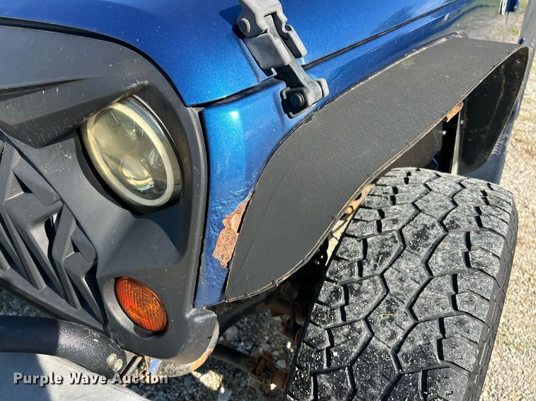 image for item EK8171 2010 Jeep Wrangler Sahara SUV