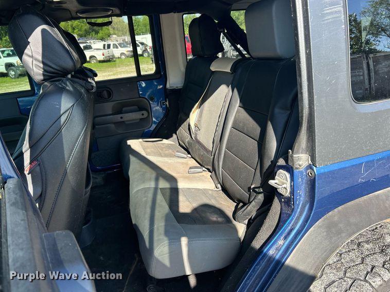 image for item EK8171 2010 Jeep Wrangler Sahara SUV