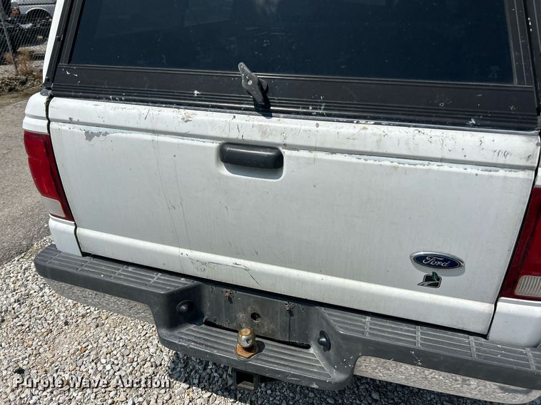 image for item EK8173 2000 Ford Ranger XLT SuperCab pickup truck