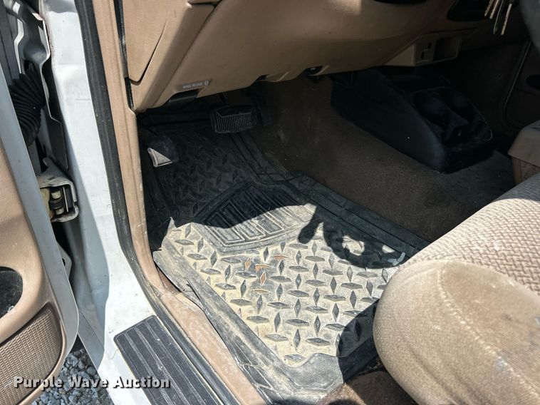 image for item EK8173 2000 Ford Ranger XLT SuperCab pickup truck