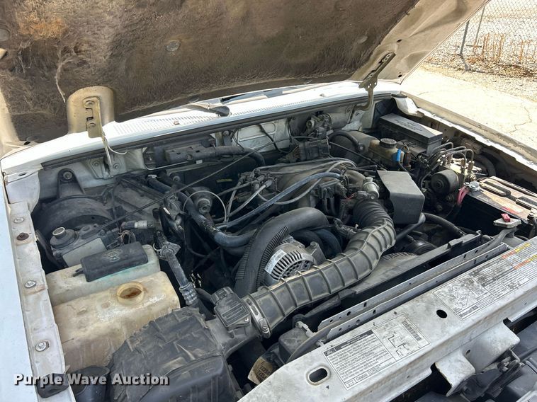 image for item EK8173 2000 Ford Ranger XLT SuperCab pickup truck