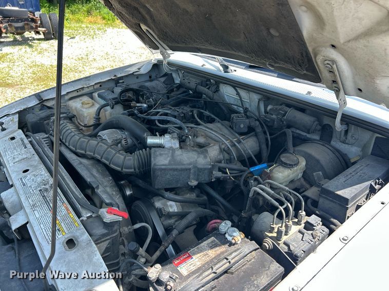 image for item EK8173 2000 Ford Ranger XLT SuperCab pickup truck