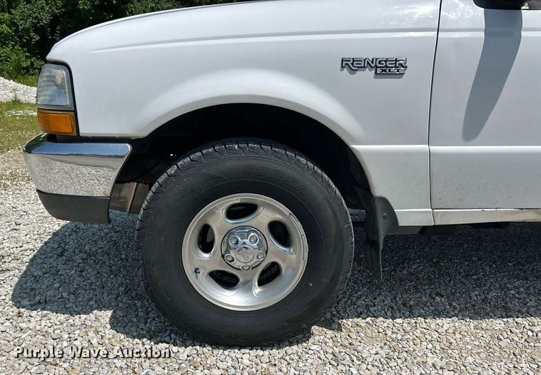 image for item EK8173 2000 Ford Ranger XLT SuperCab pickup truck