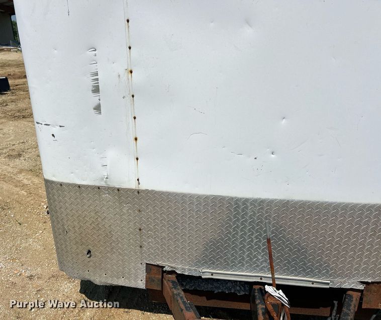 image for item EK8195 2000 Doolittle enclosed cargo trailer