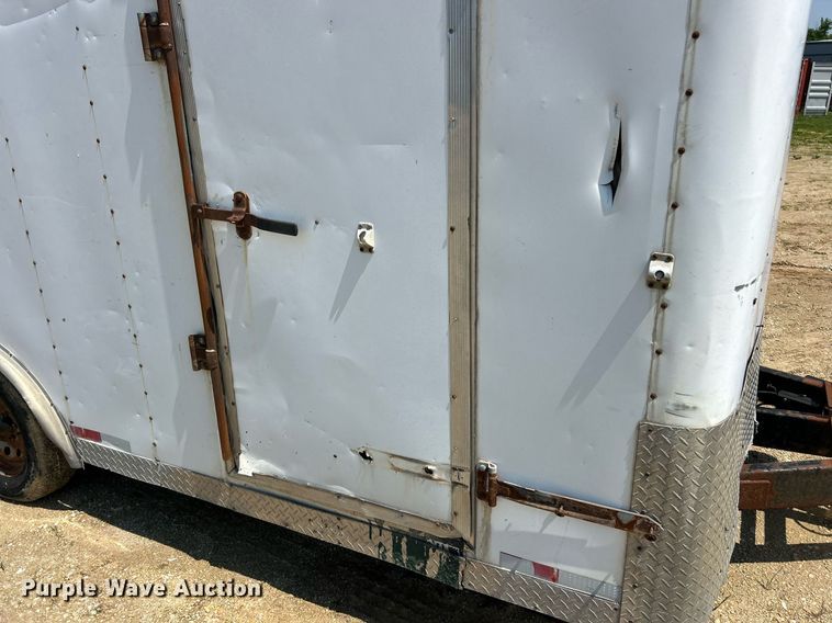 image for item EK8195 2000 Doolittle enclosed cargo trailer