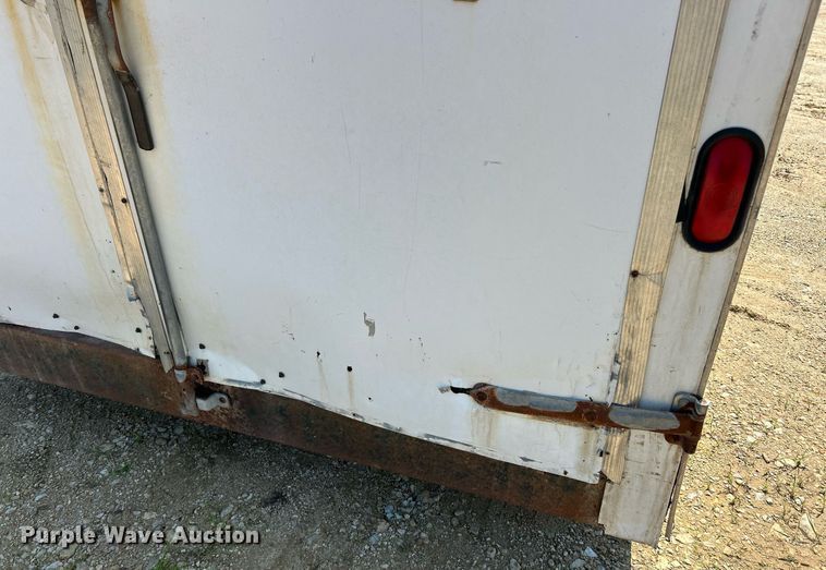 image for item EK8195 2000 Doolittle enclosed cargo trailer