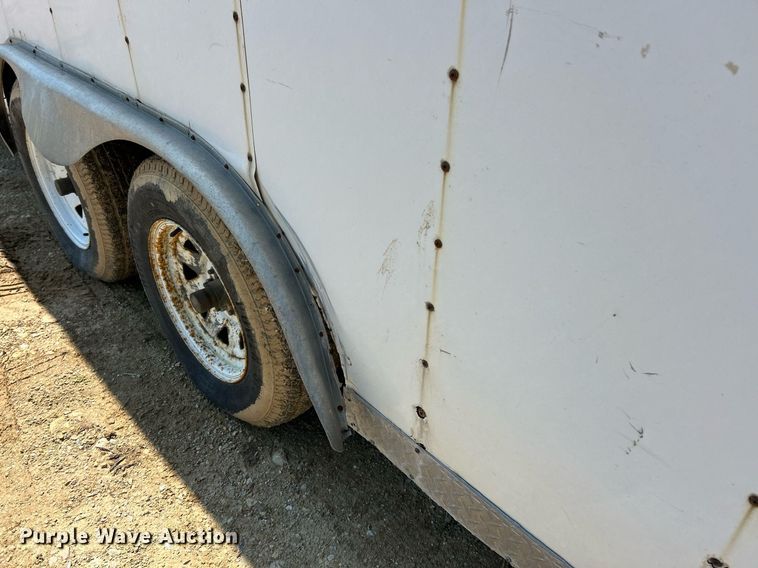 image for item EK8195 2000 Doolittle enclosed cargo trailer