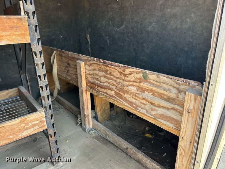 image for item EK8195 2000 Doolittle enclosed cargo trailer