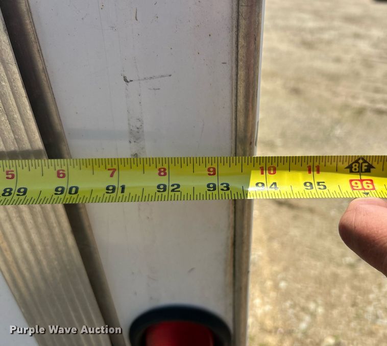 image for item EK8195 2000 Doolittle enclosed cargo trailer